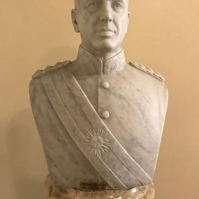 Bluetalefly1969's profile picture. world traveler, former Naval Officer, combat veteran, financial savant, keel haul trolls and bots and gourmet