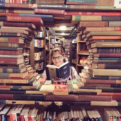 stuti_r's profile picture. 