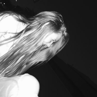 EllieEatherton's profile picture. 