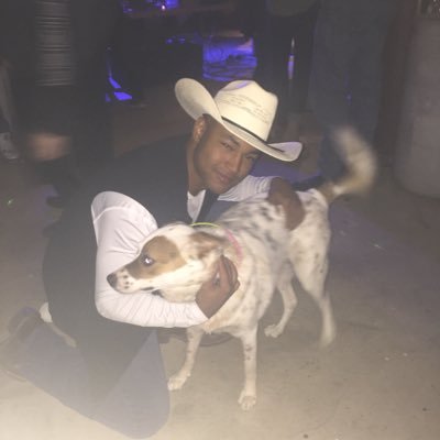 JaquesZenon's profile picture. They always ask wyd, never hyd😞