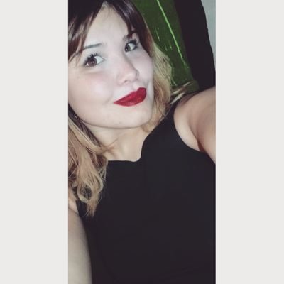 La belleza y la fealdad son solo un espejismo porque los demás terminan viendo siempre nuestro interior. 🗻