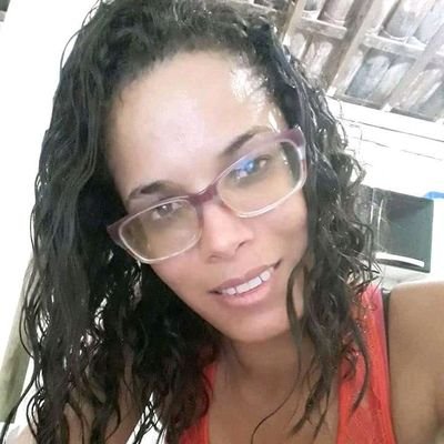 Me coloco no lugar do outro, procuro sempre ajudar meu próximo.