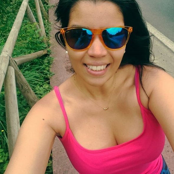 sandraf_20's profile picture. Cuando uno hace las cosas con amor se nota, a veces toma tiempo que lleguen las bendiciones pero los hijos de Dios siempre saldremos victoriosos.