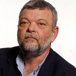 mkgilon's profile picture. נשוי ליהודית, אב לארבעה, סב לעשרה, אשדודי, מבעלי הפועל קטמון, ח״כ לשעבר בסיעת מרצ בכנסת.