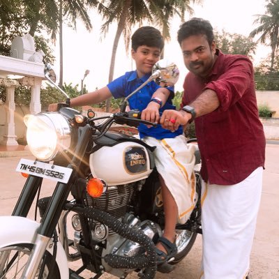 rthangam123's profile picture. 