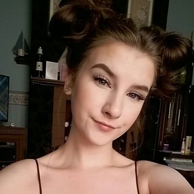 AmyJane_Kitchen's profile picture. Living life with no care ✌