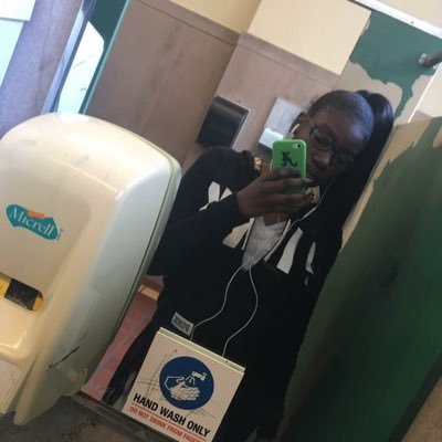 Danajabroadus2's profile picture. 