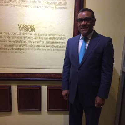 ramonrm261's profile picture. Abogado,Profesor de Física y Matemáticas.Miembro de la dirección central FP,Vicesecretario Formación Política.