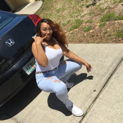 21💋| Living Without A Care 👑😘| Future Physical Therapist👩🏽⚕️☺️| 386✈️ 904