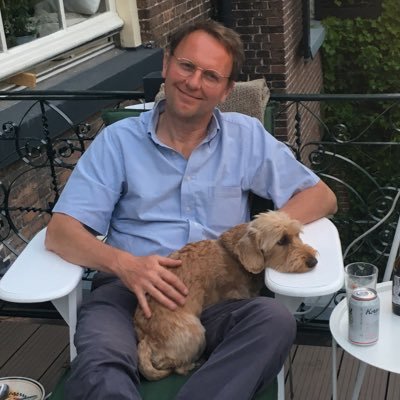 ('But you are not your job’) Medical specialist, bee keeper, pulmonology, chronic cough, disease management, patiënt first. Strictly personal tweets