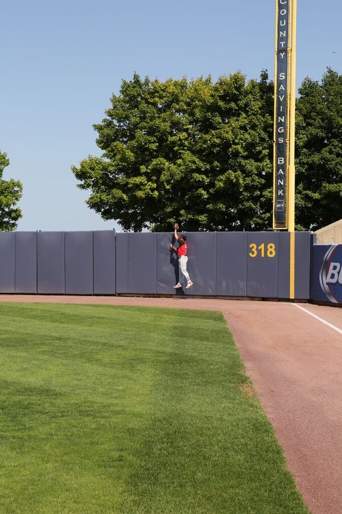 PeteAnna87's profile picture. 2014 BDL Champion