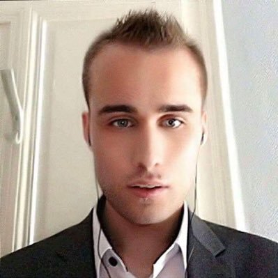 « Restez avec un amour qui vous donne des réponses et non des problèmes, de la sécurité, et non de la peur, de la confiance et non des doutes. » - Paulo Coelho