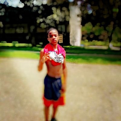 small youtuber with 300+ subs i stream everyday so can u go subscribe to my yt https://t.co/0Pspy153da…