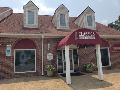 Classics has been serving Eastern North Carolina for over 30 years. We sell formal wear for any occasion from prom to wedding and everything in between.