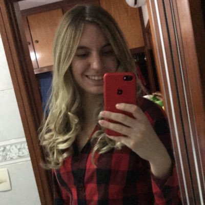 ruthbarilon's profile picture. 