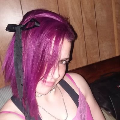 prettykitty0722's profile picture. Hi. Kat here. Wassup wit chu?