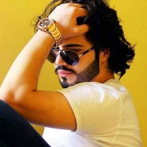 0q8orv1DRDbFXsQ's profile picture. 