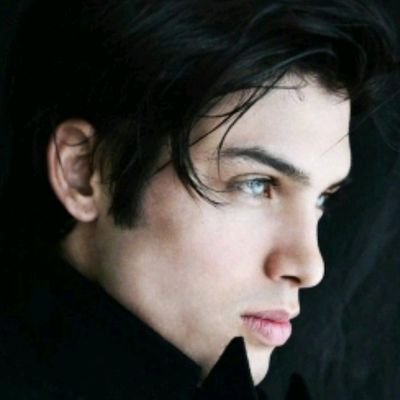 AToxicBeast's profile picture. |Hybrid°Any fandom°| Man by day, beast by night. The moon is my sun, the night is my day. Blood is my life, and you're my prey!