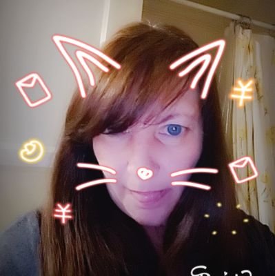 SavannahKatRox's profile picture. Hounder of rocks, mother of cats, lover of life, explorer of desert ...  My music is hard and loud!!  💋💋