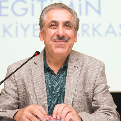 Eğitime Adanmış 41 Yıl. Okyanus Kolejleri Kurucusu ve Yönetim Kurulu Başkanı