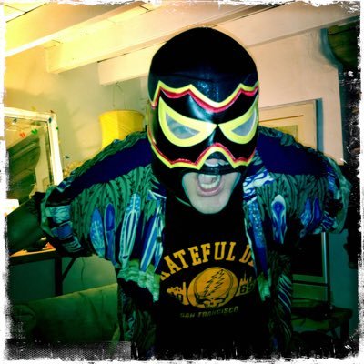 dhunterbell's profile picture. All about the meta-narrative.