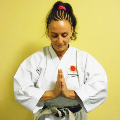 Mit viel Freude unterrichte ich Karate und Yoga an der Kampfsportschule Aarau! Kobudo ist die Lieblingsdisziplin, die ich für mich selbst trainiere...