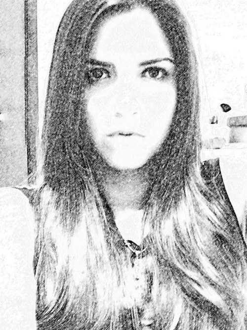 JuliesDutra's profile picture. 