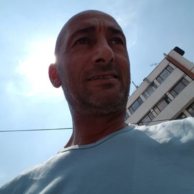 Laz5323063580's profile picture. Ne den....