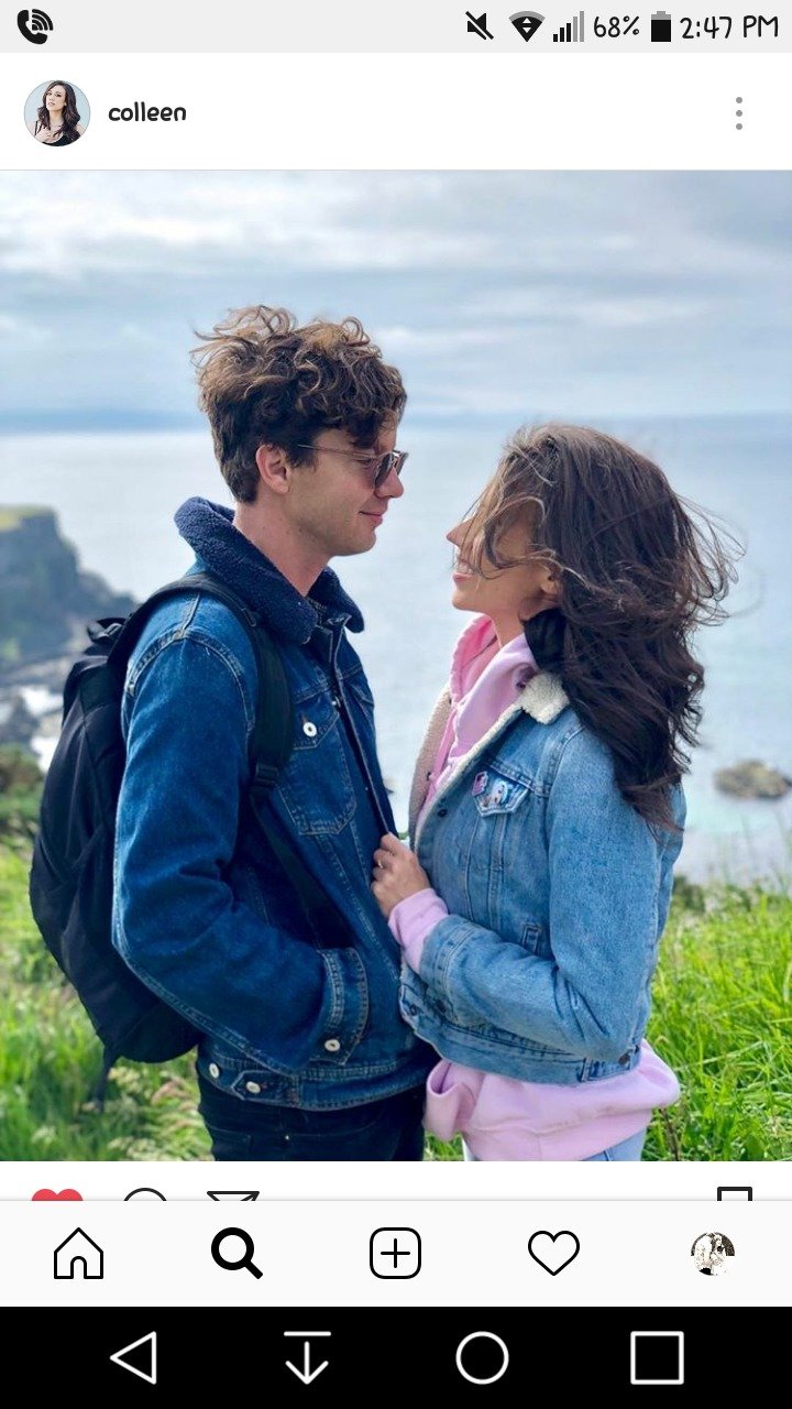 Erikleen17's profile picture. 