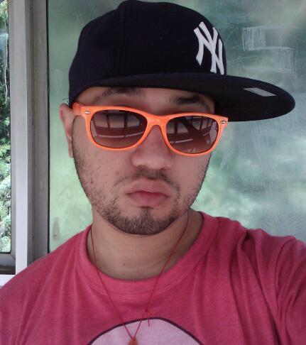 TickleMeTikal's profile picture. BK born and raised Chapin living and loving in NYC. Paz y Amor is all I'm about 💚