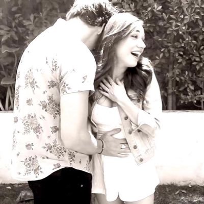 29Lleticia's profile picture. Hello it’s me Leticia and I am a really big fan of Colleen Ballingr hope you‘ll give me a follow Ly already❤️❤️❤️