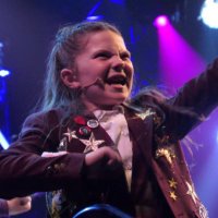 Naomi Hewett (@nhewett1) 's Twitter Profile