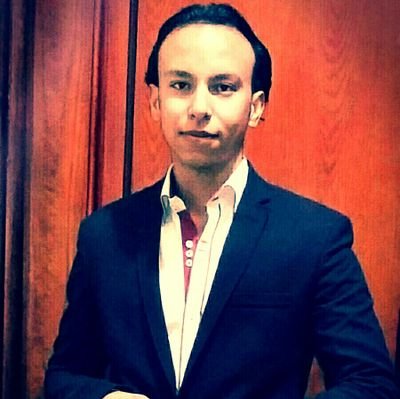 بكالوريوس تجارة رياضى لاعب فنون قتالية ولياقة بدنية
شاعر وروائى ومصمم جرافك ومصور
صبر ارادة عزيمة نجاح