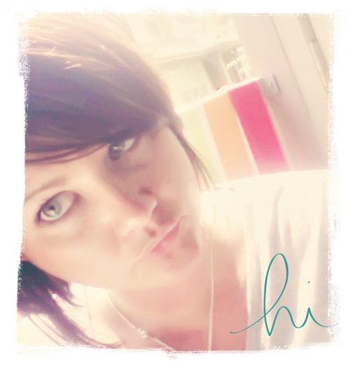 MannieD's profile picture. Lacquer my smacker...come on and give me some lip.