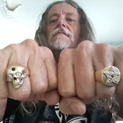 If it's not strictly forbidden, it's mandatory......Lux E Tenebris🎶aka Lou..Shamanarts..Formerly of Deoxy..Tao ☯Tai-Chi-ist..Stregone'🌞👁️♑🍄🙌🔥🤟🌚🌝🌞⭐️☄️