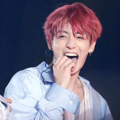 TKmillioneaire's profile picture. 🔍you're too young to let the world break you🔎 . I LOVE ALL BTS 7 MEMBER UNTIL FOREVER.