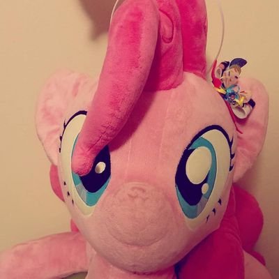 pinkie's ken, demsoc anarpinki pipeline,biodude,
The liar to his own rhythm lives quiet.