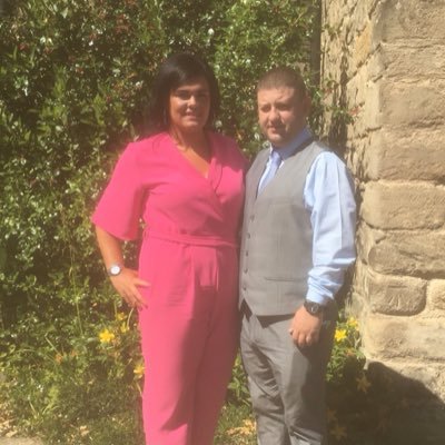 Geordie gunner and boxing crazy ......... Take each day as it comes Elliott & ebony-Mae xxx