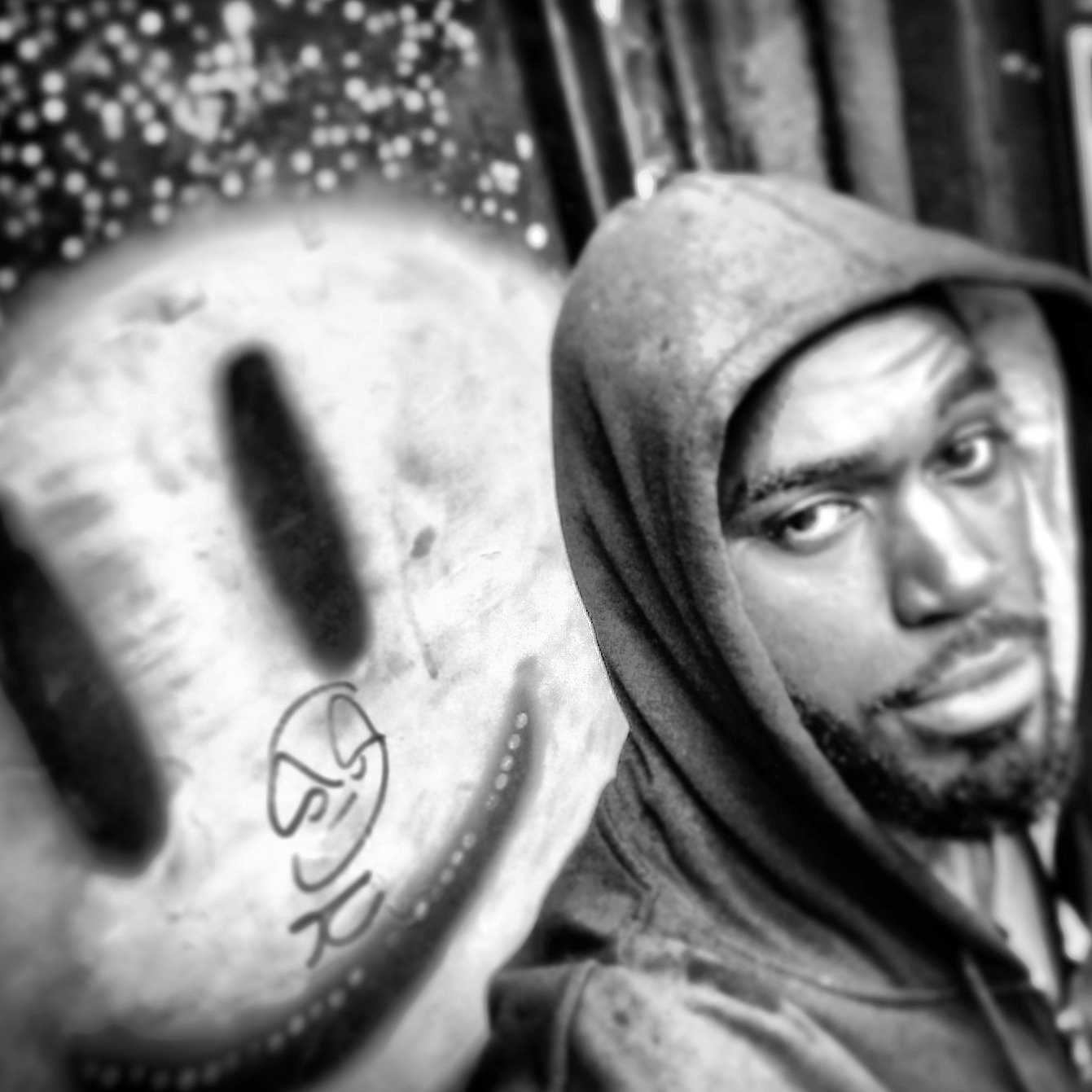 BMI Artist/Songwriter
Lable : Hardwork Music Group
Instagram : Rocostylesmusic
Facebook : Roco Styles