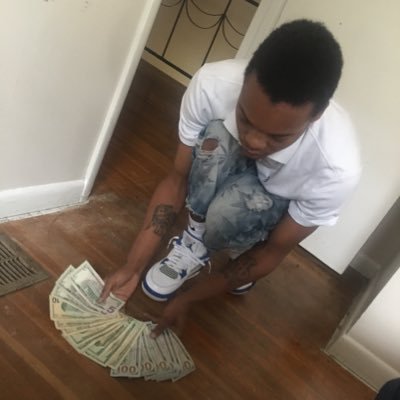 SoundCloud : FGM BOE
Instagram : theoriginal_dumbwayy