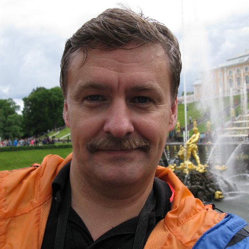 Санкт-Петербург. Бескорыстно влюблён в Россию! Горжусь Великим в Древней Руси, в Империи, СССР и России. Твиты не касаются профессиональной деятельности.