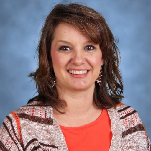 mrslisaputnam's profile picture. 6th grade teacher. I love reading 📚, history🏛️ and watching students love learning👩🏼‍🎓.