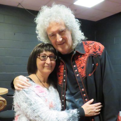 Fighter. Grateful to wake up each day. Inspired by Dr.Brian May, love him for many things, most of all for his Decency. Stereo. Queen. QAL. Life🦉🌌🦊👑🎸❤️