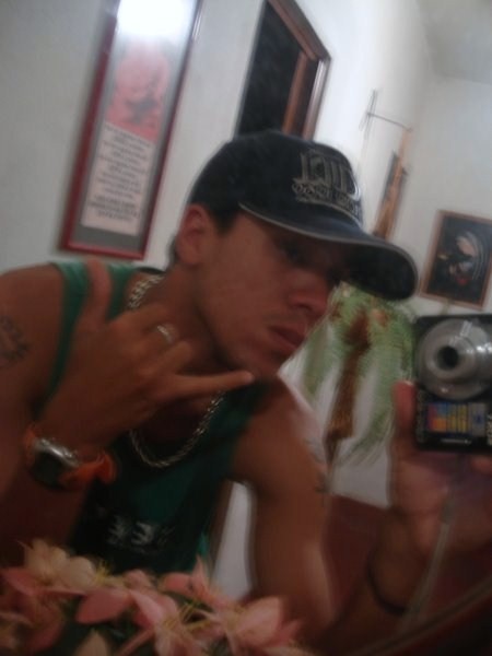 so garoto aki nessa parada!!! rsrs alguem me da um aucilio !!