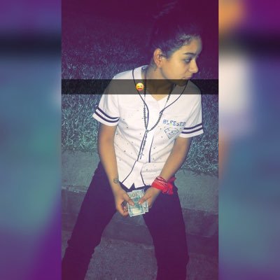 darlingcarillo's profile picture. sc:flawlesss_26|capricorn//WHS//17//#7⚽️❤️