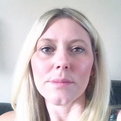 lizzy1j's profile picture. 