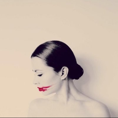 dannylee233's profile picture. mysterious girl