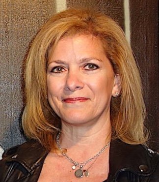 Author, Visual Artist, Creativity Coach, Mystery Woman #mysterywoman International Thriller Writers, Mystery Writers of America, Sisters in Crime