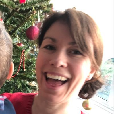 EmmaWaring10's profile picture. Specialist Physiotherapist in Critical Care