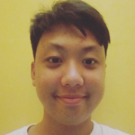 Mahal ko si Mariel
'pagkat siya'y simple lamang
Kahit namumrublema
Basta't kami ay magkasama